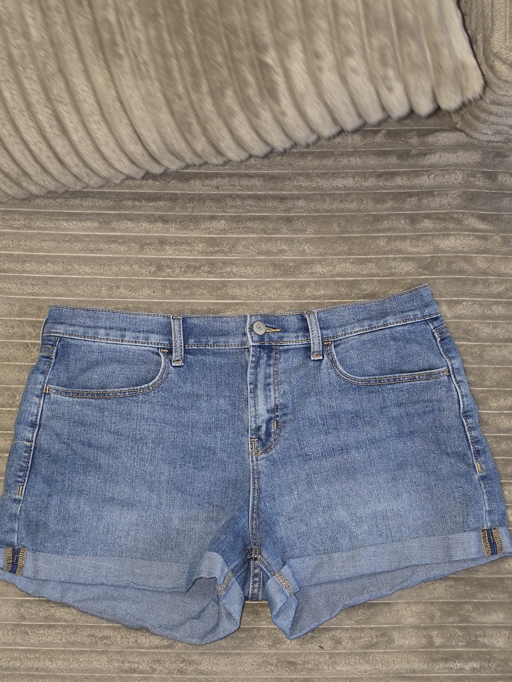 Old NAVY Classic Blue Denim Women’s Shorts - ST8